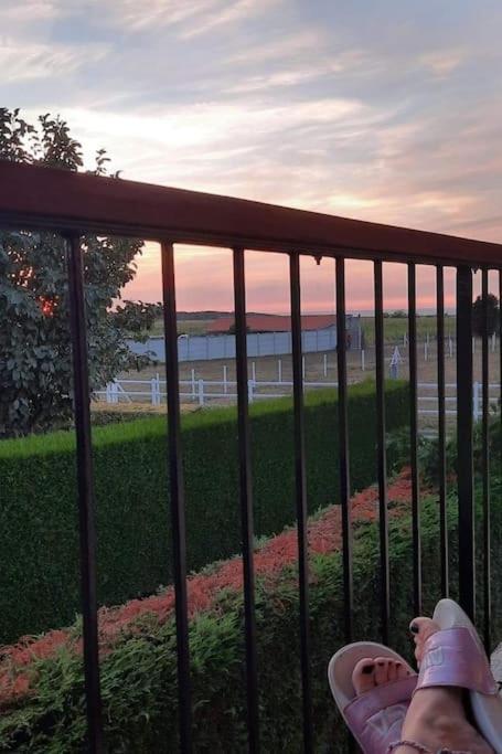 Gite Les Ptits Choux Saint-Quentin-Lamotte-Croix-au-Bailly Zewnętrze zdjęcie